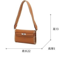 كيلي تريساج | أسود