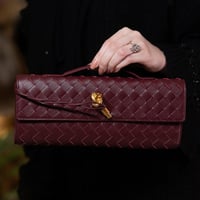 لونق كلاتش انديامو | عنابي