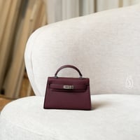 ميني كيلي | عنابي