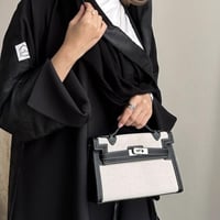 كيلي بوشيت | أسود