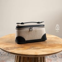 لورو بيانا | أسود