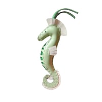 تعليقة حصان بحر