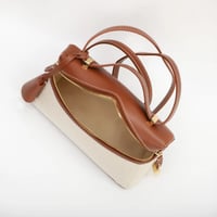 لورو بيانا | كانفاس