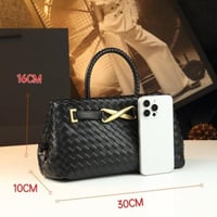 جو بي ايلورا | بيج