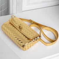 ميني انديامو | ذهبي