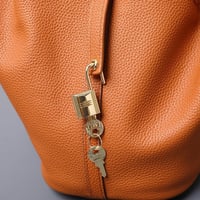 بيكوتان كروك | كاكي