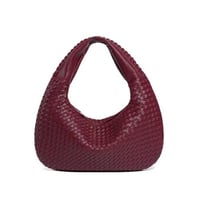 لارج هوب | عنابي