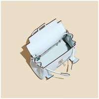 كيلي دول | أزرق