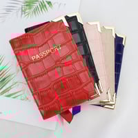 حامل جواز | أحمر