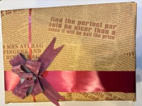 تغليف ورقي و شريطة وكرت نفس الصورة