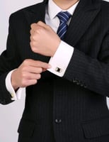 كبك ذهبي على اسود