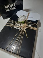 تغليف هدايا كما في الصوره