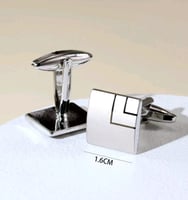 كبك فضي شكل مربع