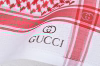 شماغ قوتشي كلاسيك 2025 الجديد احمر غامق