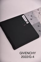 قماش جيفنشي صيفي كلاسيك 220