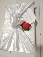 تغليف بالقماش حسب الطريقة اليابانية نفس الصورة