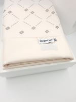 قماش جيفنشي صيفي لون كاكي فاتح