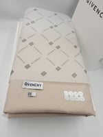 قماش جيفنشي صيفي لون بيج فاتح