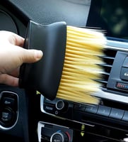 فرشاة تنظيف الغبار الداخلي للسيارة