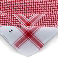 بكج 3 اشمغة ملكي خاص ( أبيض + ماي فير + كلاسيك )