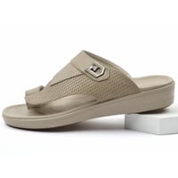 حذاء شرقي طبي مطرز