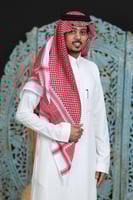 شماغ ديلكات احمر غامق