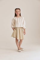 تنورة بخصر مطاطي