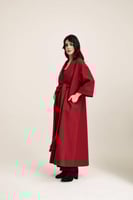 معطف طويل بحزام ربط