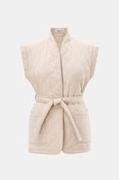 جاكيت مبطن بأكمام قصيرة