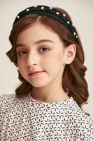 طوق شعر مُزين بالخرز