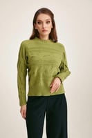 بلوزة محبوكة فضفاضة