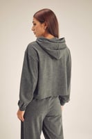 هودي بياقة برباط