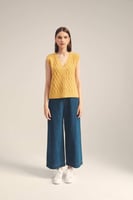 كارديغان بلا أكمام بأزرار