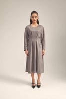 فستان بنقشة جلد الأفعى