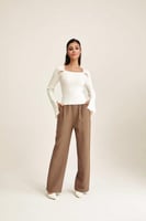 بنطلون واسع بسلسلة معدنية