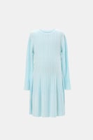 فستان مقلم بقصة واسعة