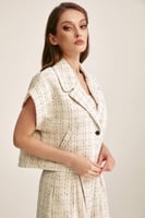 جاكيت تويد بأكمام قصيرة