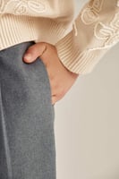 بنطلون واسع بكسرات