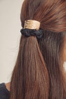 ربطة شعر مطاطي