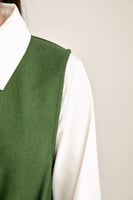 مريول متوسط بحزام