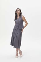 تنورة ميدي بكسرات