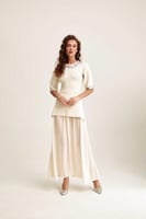 فستان بتصميم قطعتين بكريستالات