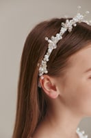 طوق شعر مُزين بالخرز