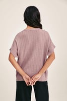 بلوزة فضفاضة بأكمام قصيرة