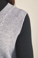 بلوزة محبوكة بلا أكمـام