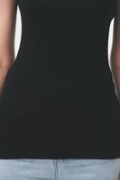 بلوزة بيسك بدون أكمام