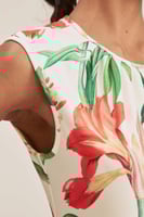 فستان مورد بلا أكمام