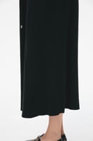 تنورة محبوكة بخصر مطاطي