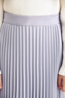 تنورة ميدي بليسيه