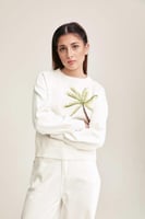 بلوزة محبوكة مزينة بالخرز